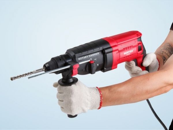 Перфоратор WORTEX RH 2831 в чем. + (2 зубила, 3 сверла) 850 Вт, 3.0 Дж, 3 реж., SDS-plus, Vario-Lock(850 Вт, 3.0 Дж, 3 реж., патрон SDS-plus, вес 3.2 кг)