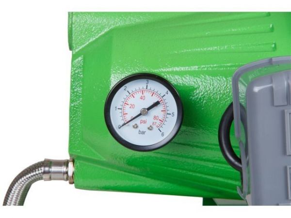 Станция водоснабжения автоматическая ECO GFI-904(900 Вт, 3100 л/ч, 42 м, 4.8 атм макс, корпус насоса чугун, бак 24 л)