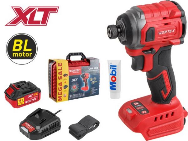 Ударный гайковерт/винтоверт WORTEX CWR 0218 в чем. XLT 1x4 А*ч, БЕСЩЕТ., 18 В, 220 Н*м(внутр. шестигр. 1/4', вес 0,92 кг)