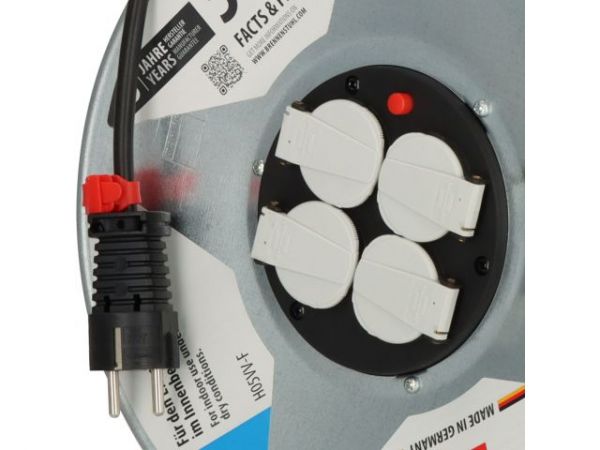 Удлинитель на катушке 50м (4 роз., 3.3кВт, метал. катушка, с/з) Brennenstuhl Garant(3,3кВт; 3х1,5мм2; степень защиты: IP20)