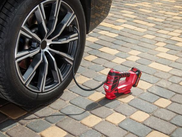 Компрессор WORTEX CTI 1811 в кор. ALL1 XLT SOLO 18 В, 11 бар, 12 л/мин(160 PSI / 1100 кПа, цифровой манометр, 600 мм шланг, подсветка)